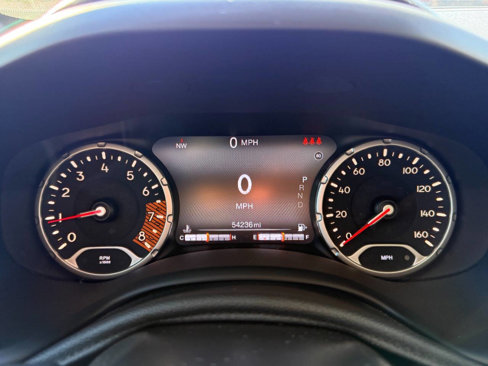 Used 2019 Jeep Renegade Trailhawk image 16