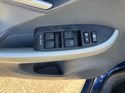 Used 2011 Toyota Prius image 28