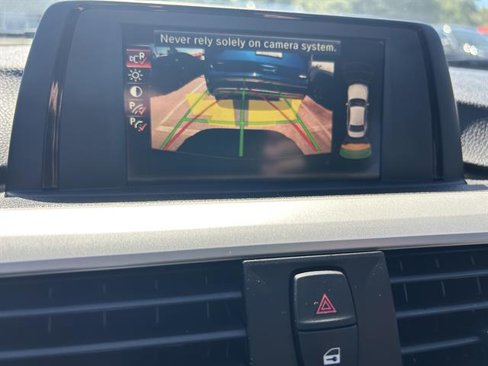 Used 2016 BMW 320i Sedan image 15