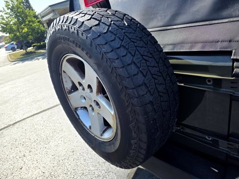 Used 2015 Jeep Wrangler Unlimited Sport w/ Quick Order Package 24S image 9