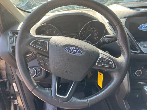 Used 2017 Ford Escape SE w/ SE Leather Comfort Package image 11