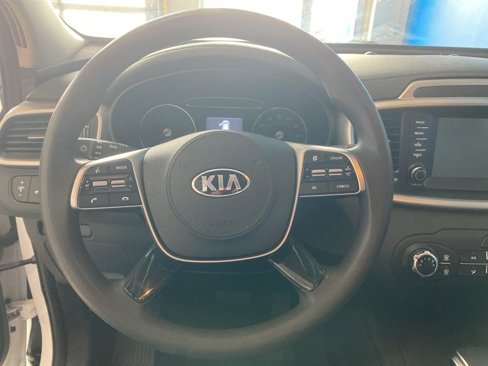 Used 2019 Kia Sorento LX image 6
