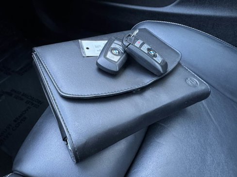 Used 2016 BMW 550i Sedan image 32