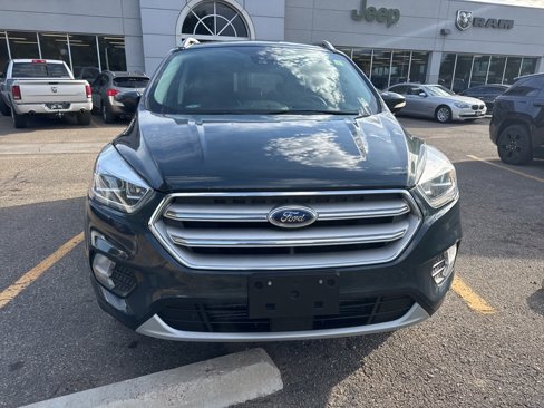 Used 2019 Ford Escape Titanium image 4