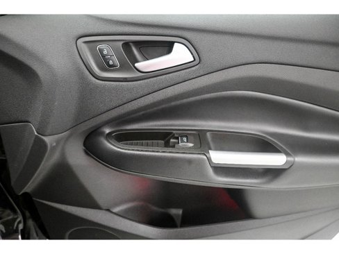 Used 2019 Ford Escape Titanium image 16
