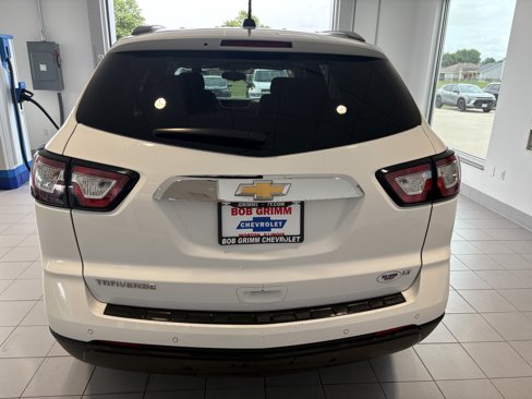 Used 2017 Chevrolet Traverse LT image 5