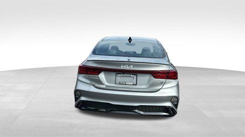 Used 2022 Kia Forte GT-Line w/ GT-Line Premium Package image 6