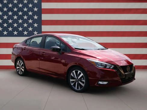 Used 2020 Nissan Versa SR image 8