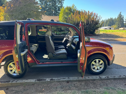 Used 2008 Honda Element EX image 16