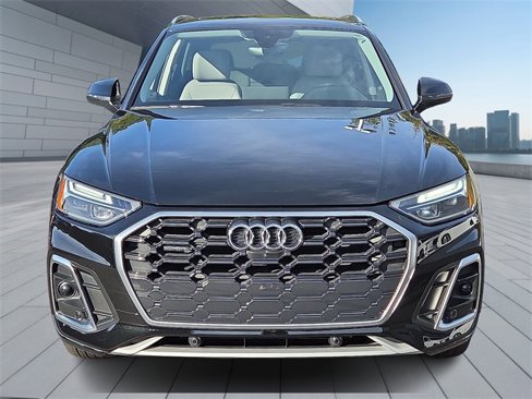 Certified 2023 Audi Q5 2.0T Premium Plus w/ Premium Plus Package image 2