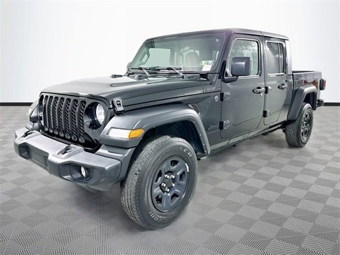 Certified 2022 Jeep Gladiator Sport w/ Trailer Tow Package image 3