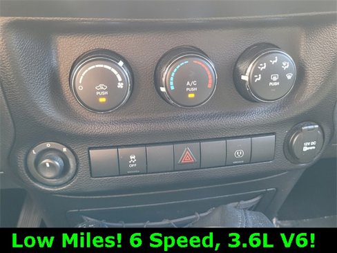Used 2015 Jeep Wrangler Sahara w/ Connectivity Group image 23