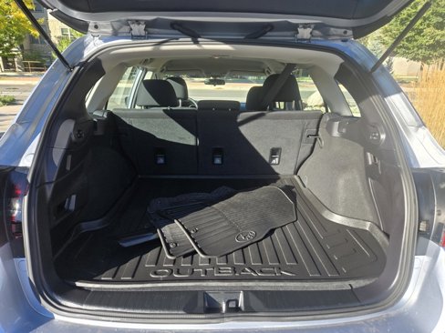Used 2017 Subaru Outback 2.5i image 11