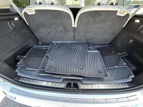 Certified 2024 Volvo XC90 B5 Core w/ Protection Package Premier image 17