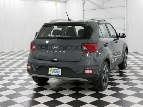 New 2025 Hyundai Venue SEL image 4