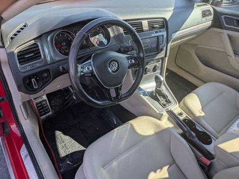 Used 2017 Volkswagen Golf Alltrack SEL image 16