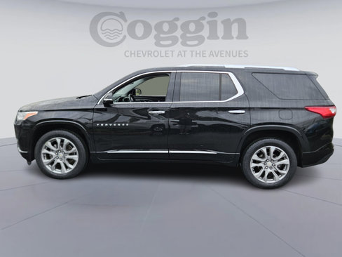 Used 2018 Chevrolet Traverse Premier w/ Driver Confidence II Package image 3