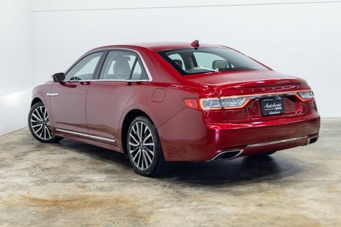 Used 2018 Lincoln Continental Select w/ Continental Climate Package image 12