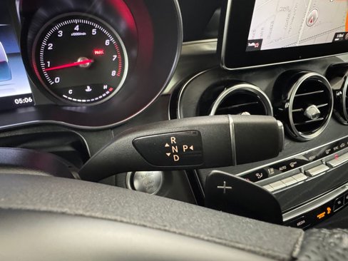 Used 2019 Mercedes-Benz GLC 300 4MATIC image 24