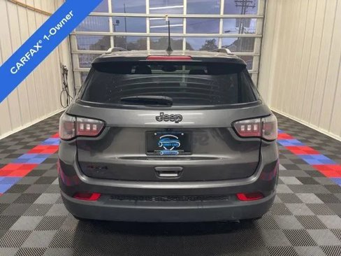 Used 2022 Jeep Compass Altitude w/ Convenience Group image 4