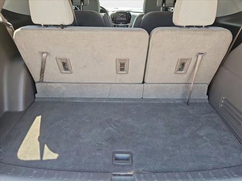 Used 2018 Chevrolet Traverse LT image 6