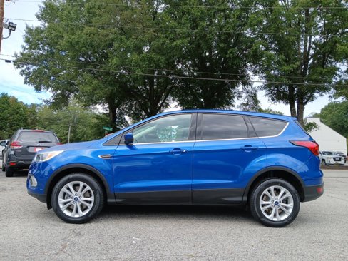 Used 2019 Ford Escape SE image 1