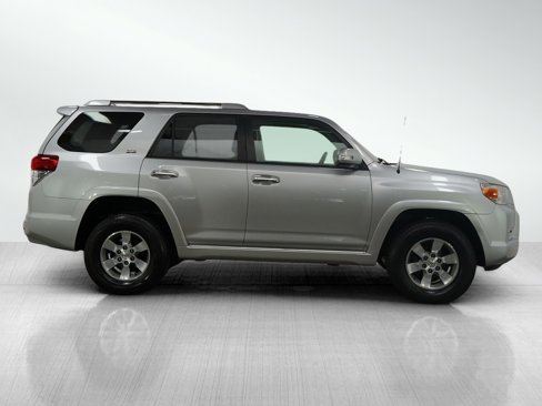 Used 2011 Toyota 4Runner SR5 image 6