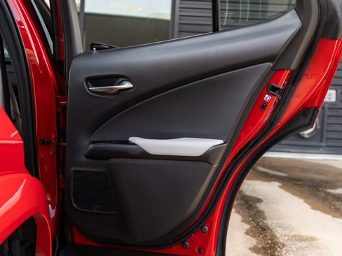Used 2023 Lexus UX 250h FWD w/ Premium Package image 31