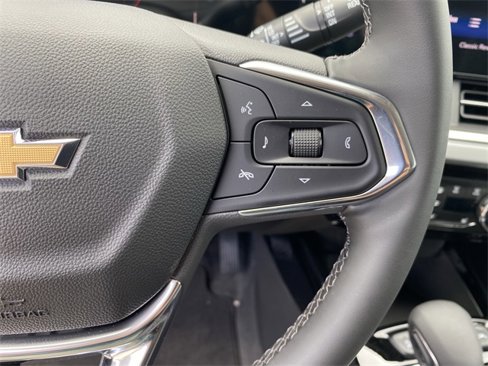 New 2025 Chevrolet Trax LT w/ Driver Confidence Package image 28