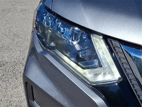 Used 2019 Nissan Rogue SL image 9