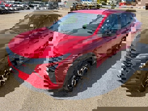 New 2026 Chevrolet Trax RS w/ Driver Confidence Package image 3