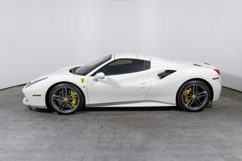 Used 2018 Ferrari 488 Spider image 14