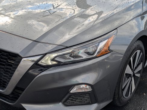 Used 2021 Nissan Altima 2.5 SV image 10