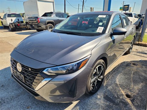Used 2025 Nissan Sentra SV image 3