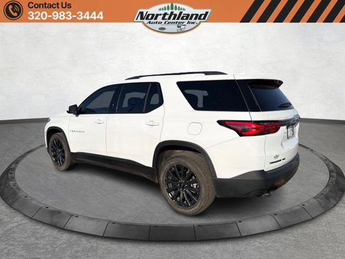 Used 2023 Chevrolet Traverse RS image 7