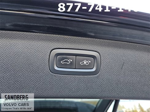 Used 2018 Volvo XC90 T5 Momentum image 11