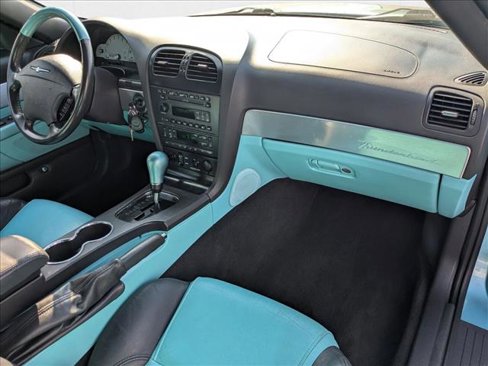 Used 2002 Ford Thunderbird image 18