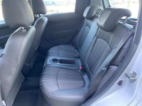 Used 2015 Chevrolet Spark LT image 9