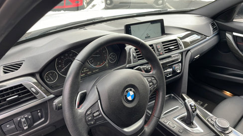 Used 2017 BMW 330i xDrive Sedan image 33