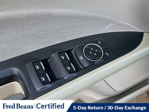 Used 2019 Ford Fusion SE image 21