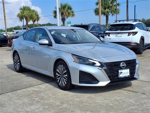 Used 2023 Nissan Altima 2.5 SV image 30