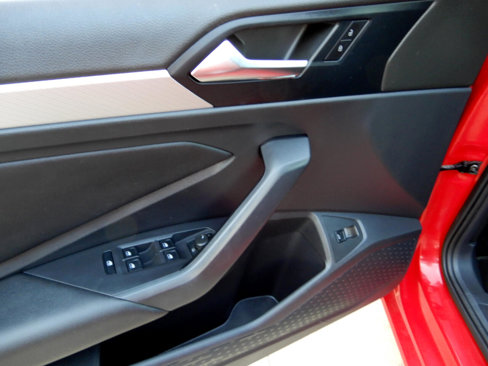 Used 2019 Volkswagen Jetta R-Line image 19