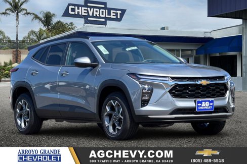 New 2025 Chevrolet Trax LT image 1