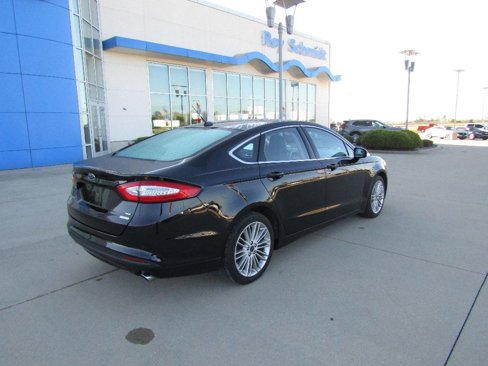 Used 2016 Ford Fusion SE w/ Equipment Group 202A image 5
