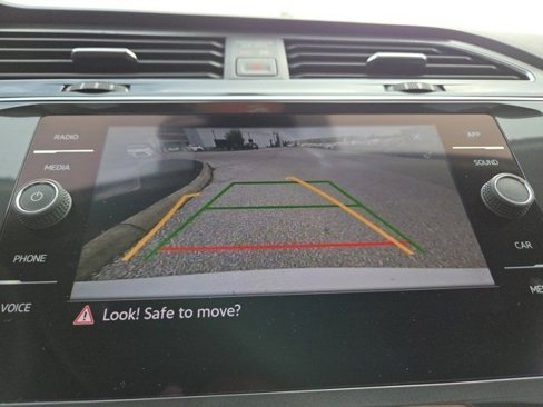 Used 2022 Volkswagen Tiguan SE image 16