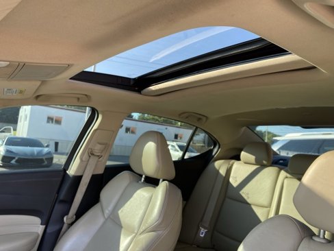 Used 2017 Acura TLX w/ Technology Package image 21