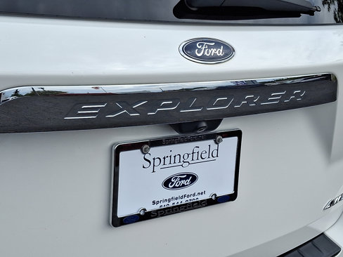 Used 2023 Ford Explorer XLT w/ Equipment Group 202A image 35