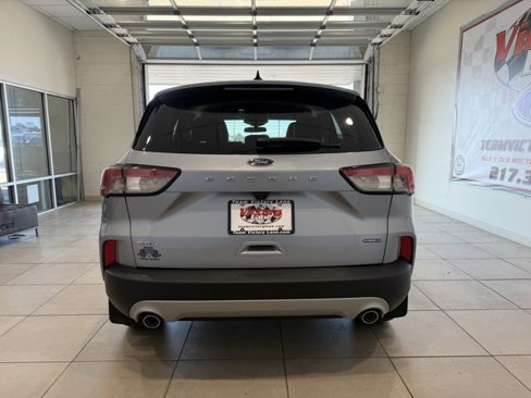 Used 2022 Ford Escape SEL image 5