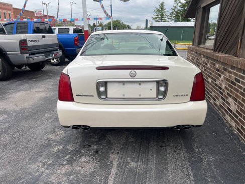 Used 2001 Cadillac De Ville image 3