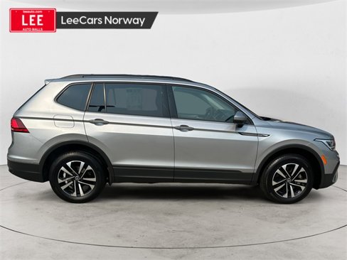 Used 2022 Volkswagen Tiguan S image 6